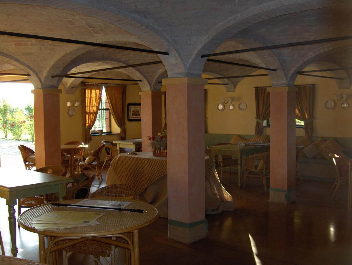 Agriturismo Le Colombaie ブッセート エクステリア 写真