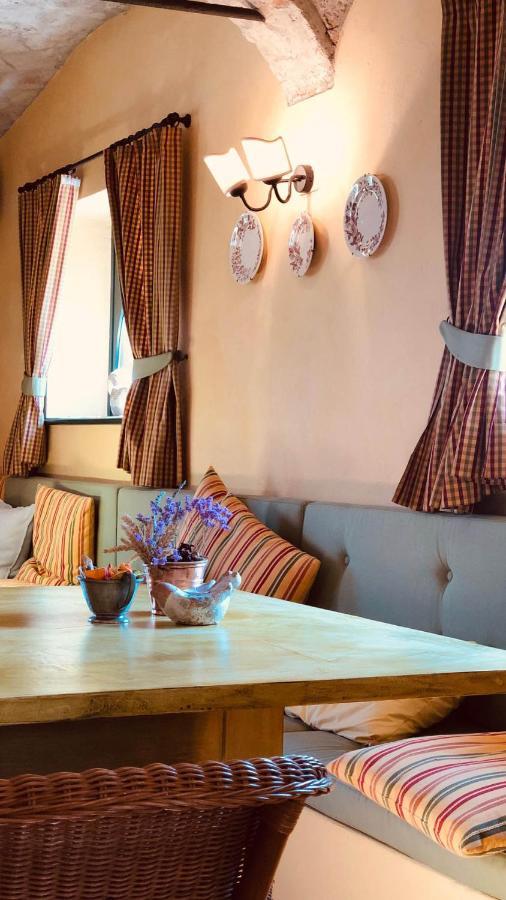 Agriturismo Le Colombaie ブッセート エクステリア 写真